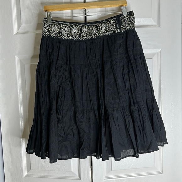 BCBGMaxazria BoHo skirt.         Size small - Picture 1 of 3